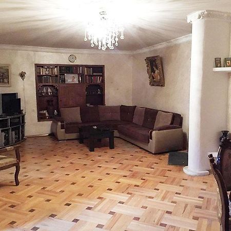 Mimino Apartment Тбилиси Екстериор снимка